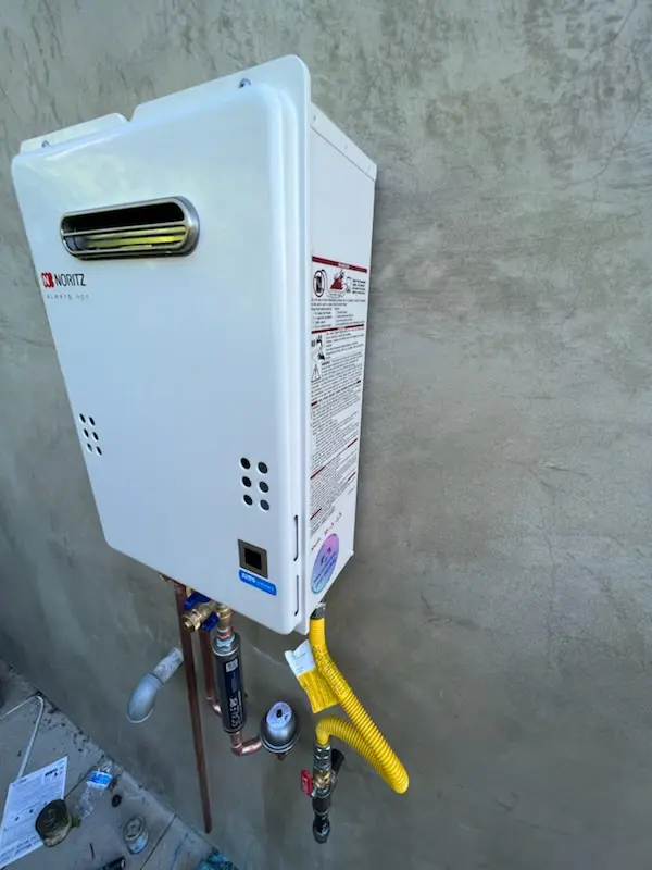 Tankless water heater installation for Cardwell homes